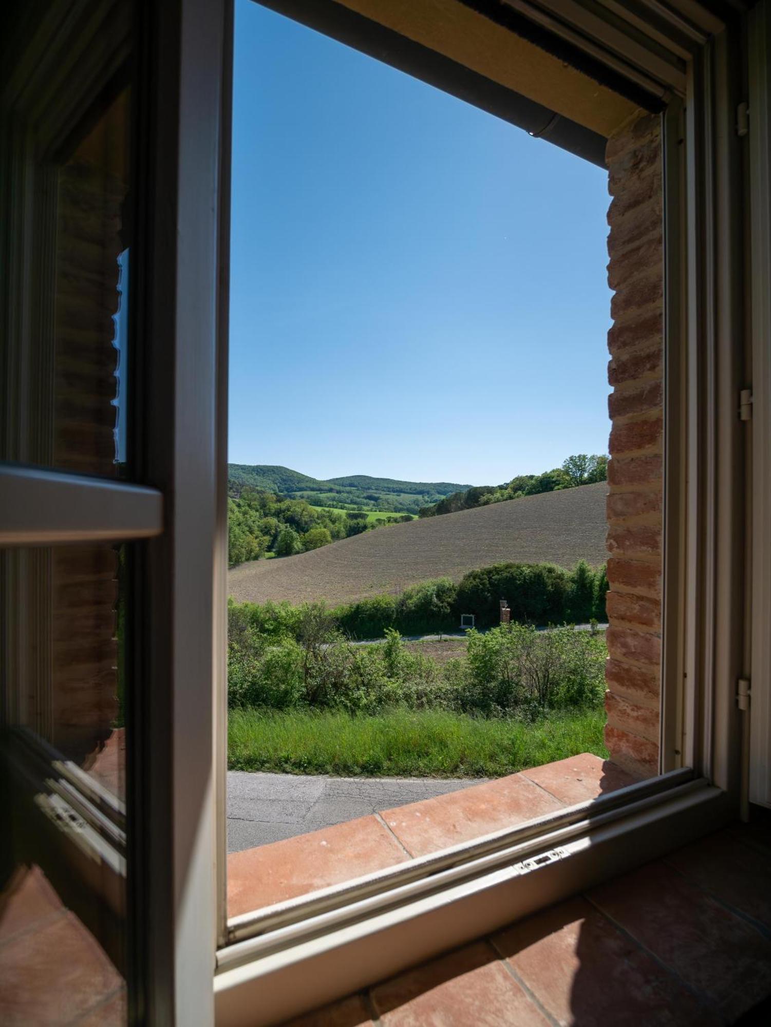 Locanda Le Giunche Guardistallo Exterior photo